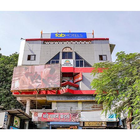 Fabexpress Sai Lodging I - Nr Nashik Railway Station Exterior photo